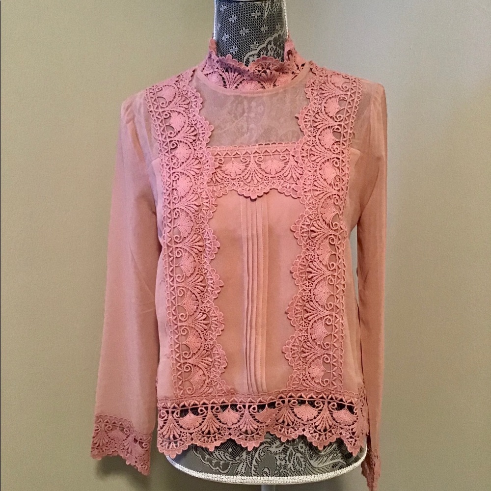🛑 SOLD 🛑 Rose Chiffon Ruffled Top - Picture 3 of 4